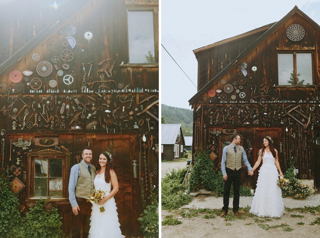 bride and groom in front of house with tools in Crested Butte